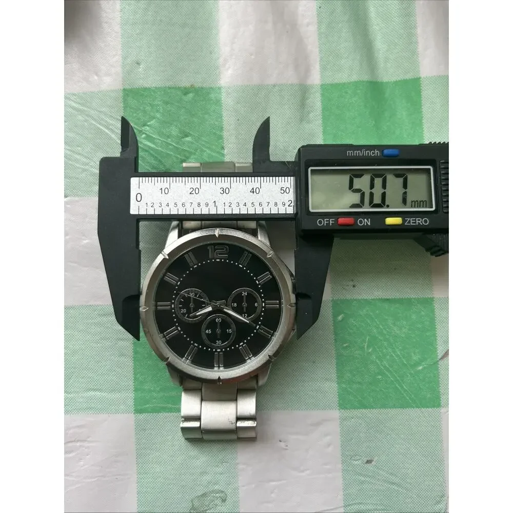 Silver Tone Black Dial Large Men’s Watch